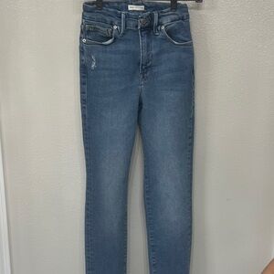Good American Classic Blue stretchy Skinny Jeans. Great condition. Size 4/27